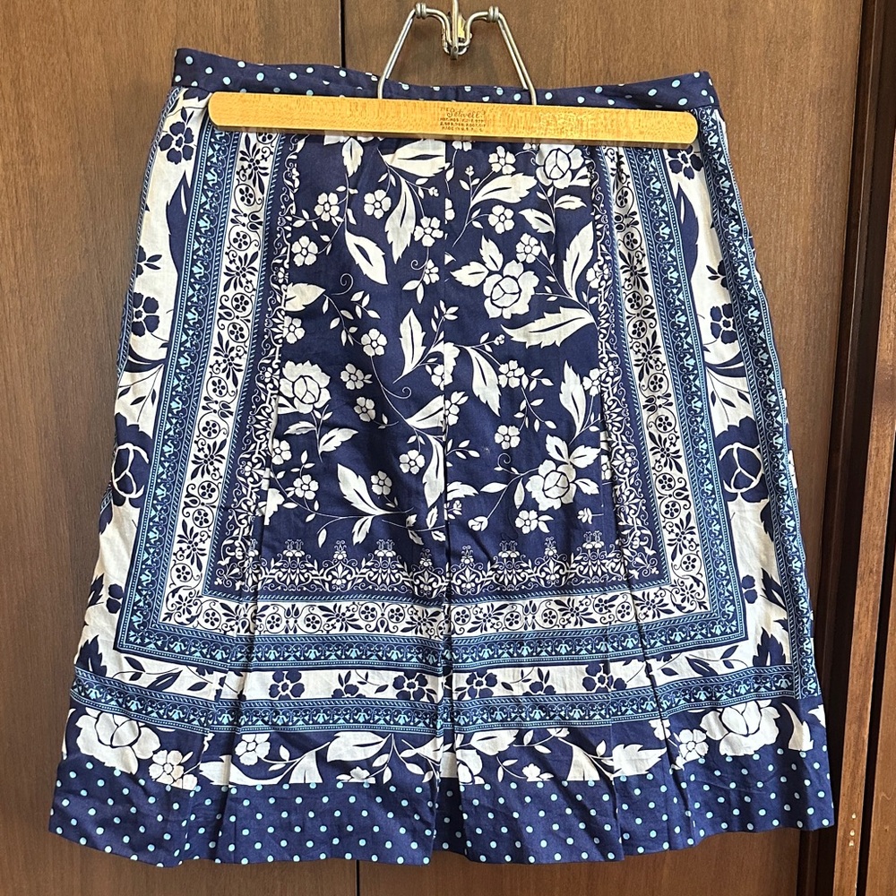 LOFT by Ann Taylor Navy and Light Blue Polka Floral Dot Skirt - Picture 3 of 5